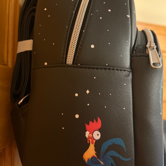 Loungefly Moana backpack NWT - Picture 3 of 4